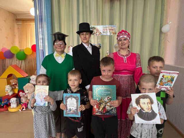6 июня в нашей стране отмечается Всероссийский Пушкинский день и День русского языка