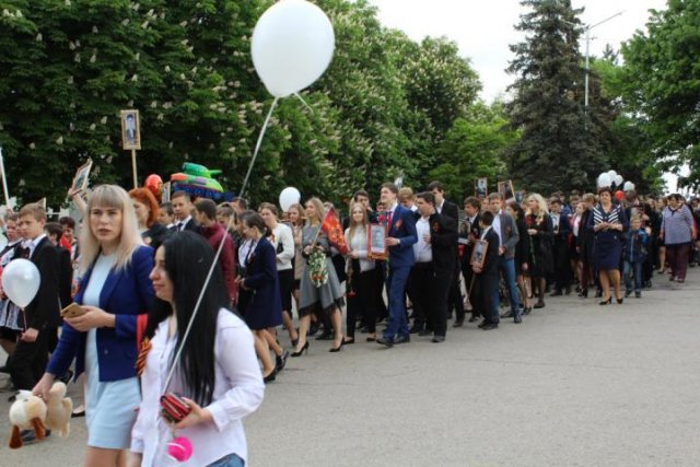 День 9 мая в нашей стране бережно и трепетно передается из поколения в поколение