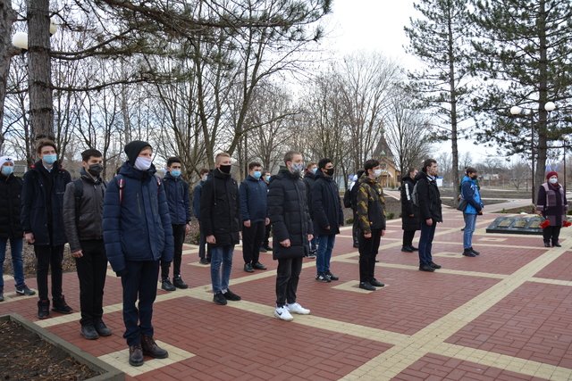 Сегодня в поселке Парковом состоялось торжественное мероприятие, посвященное 78-й Годовщине со дня освобождения города Тихорецка и Тихорецкого района от немецко-фашистских захватчиков